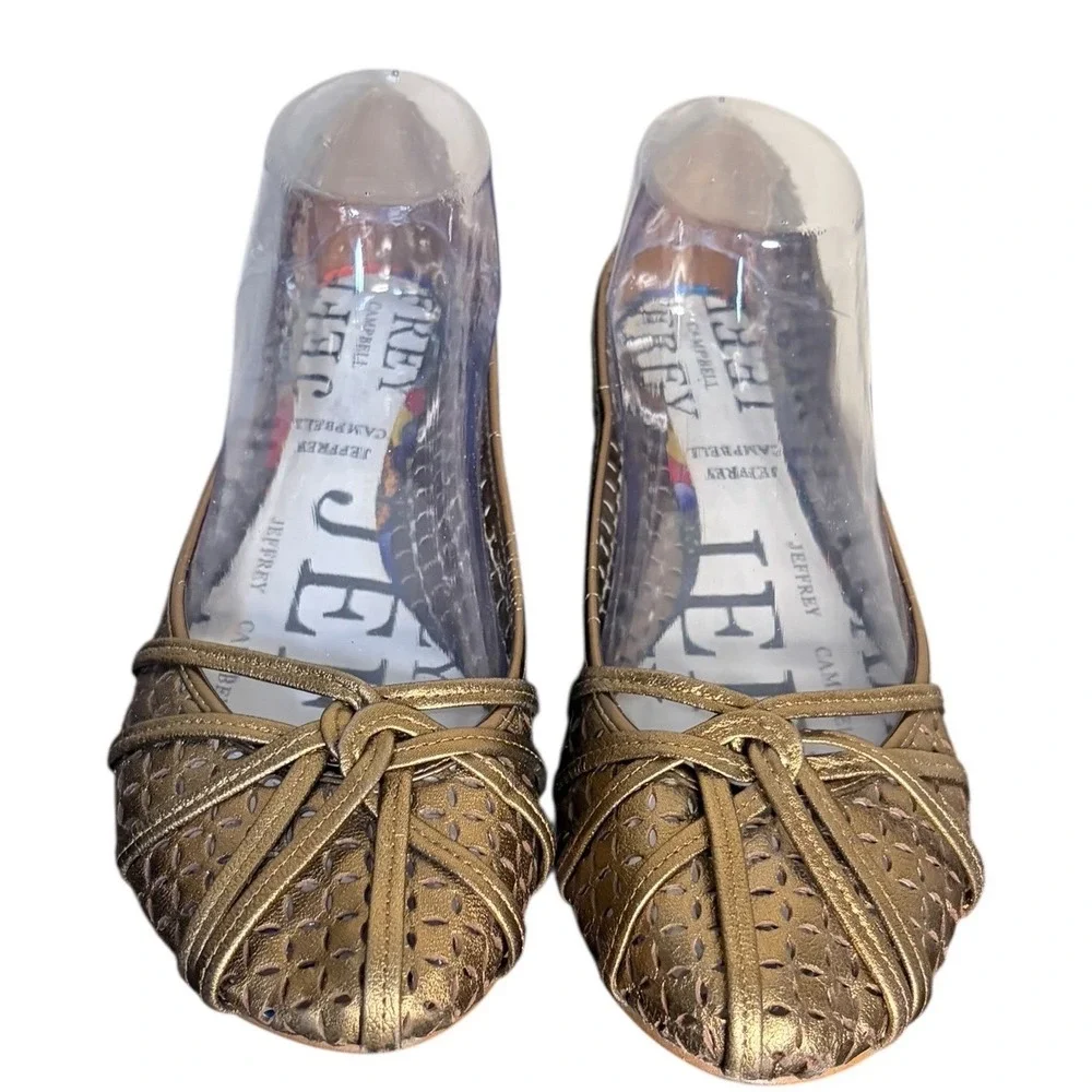 Jeffrey Campbell Bronze Metallic Kitten Heel Perforated Leather Women's Size 8.5 - Picture 2 of 6